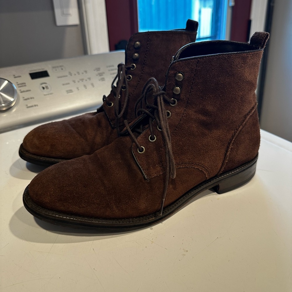 Johnston & Murphy Mocha Suede Welch Plain Toe Boots